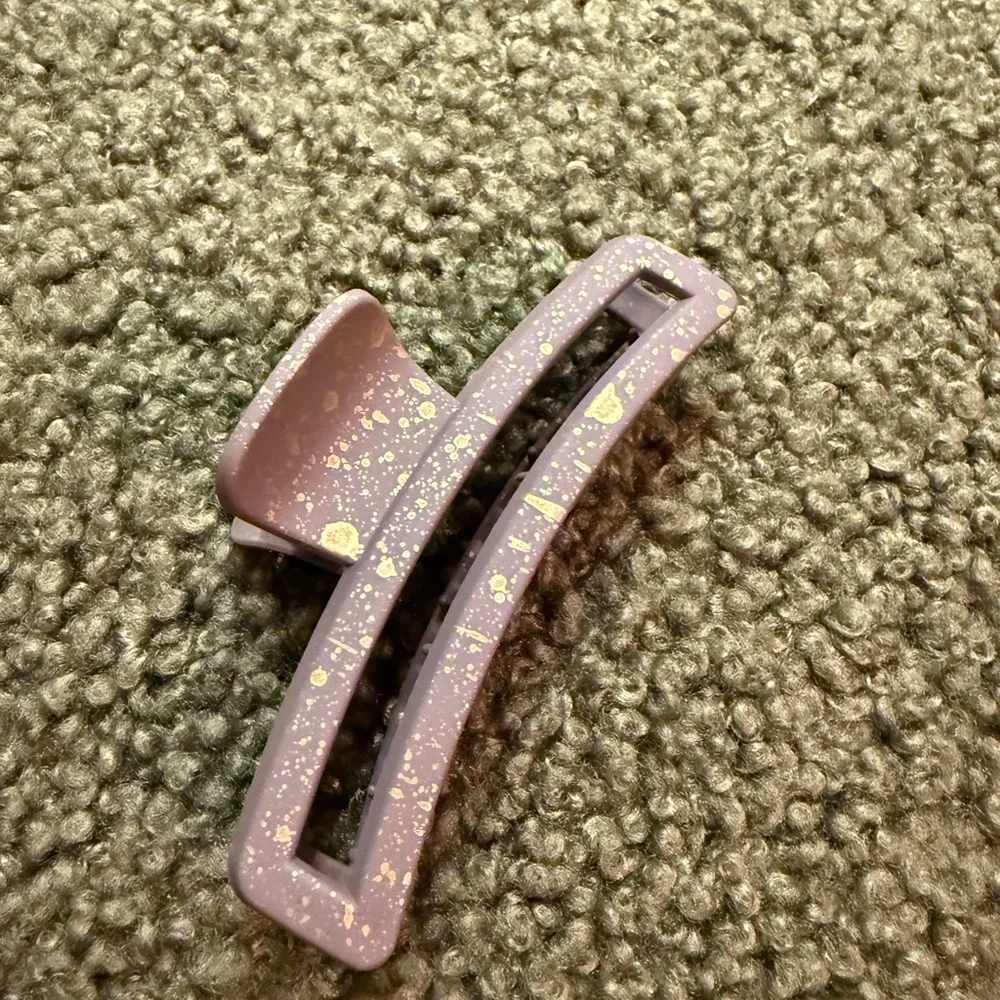 Gold flecks splatter Claw Clip 5”